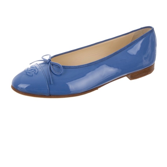 Chanel Patent Leather Flats - Picture 1 of 7